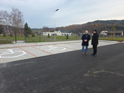 Parkoviště u dopravního hřiště