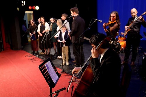 3. adventn� ned�le