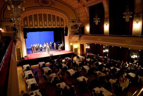 3. adventn� ned�le